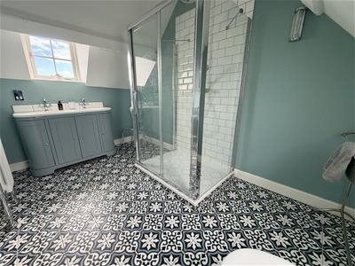 Picture 47